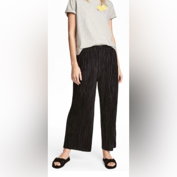Topshop Black Pleated Pants - Picture 1 of 3